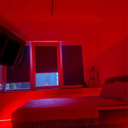 Apartment Moon *